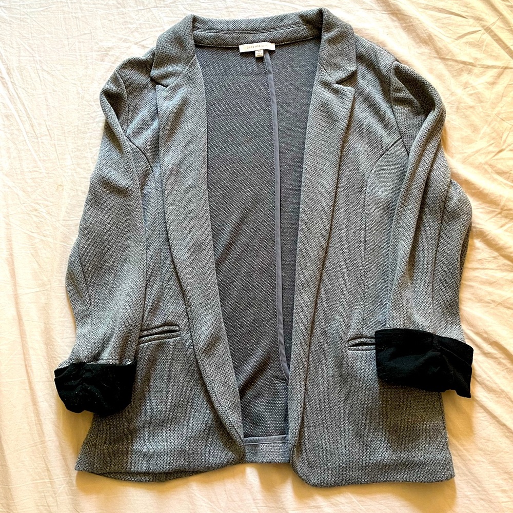 Skies are Blue- blazer (Gray/Black)